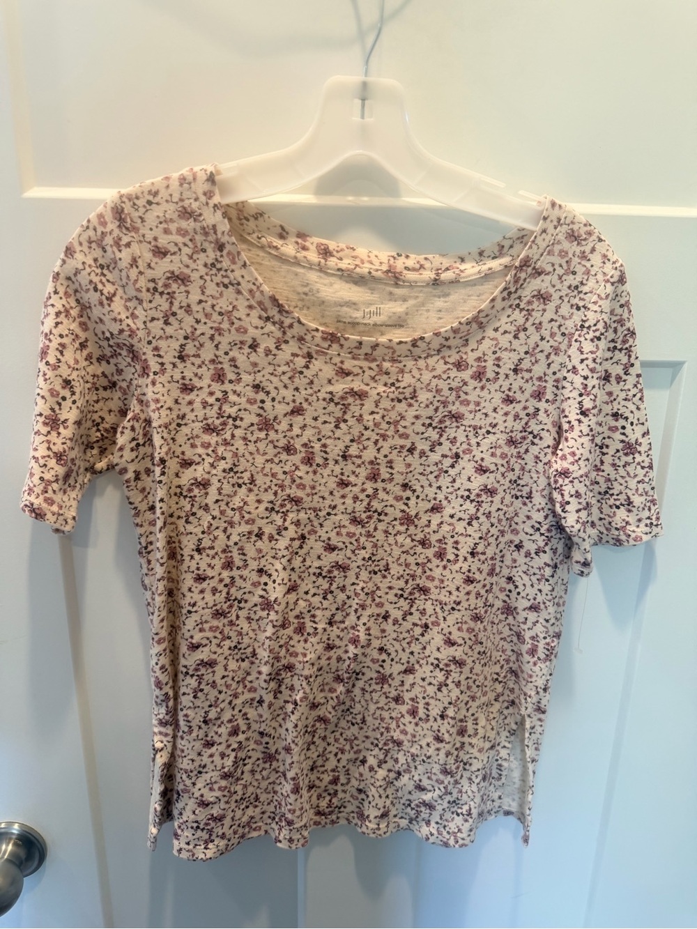 J.Jill XS Petite Floral Pima Cotton Tee Ivory Mauve Scoop Neck Elbow Sleeve